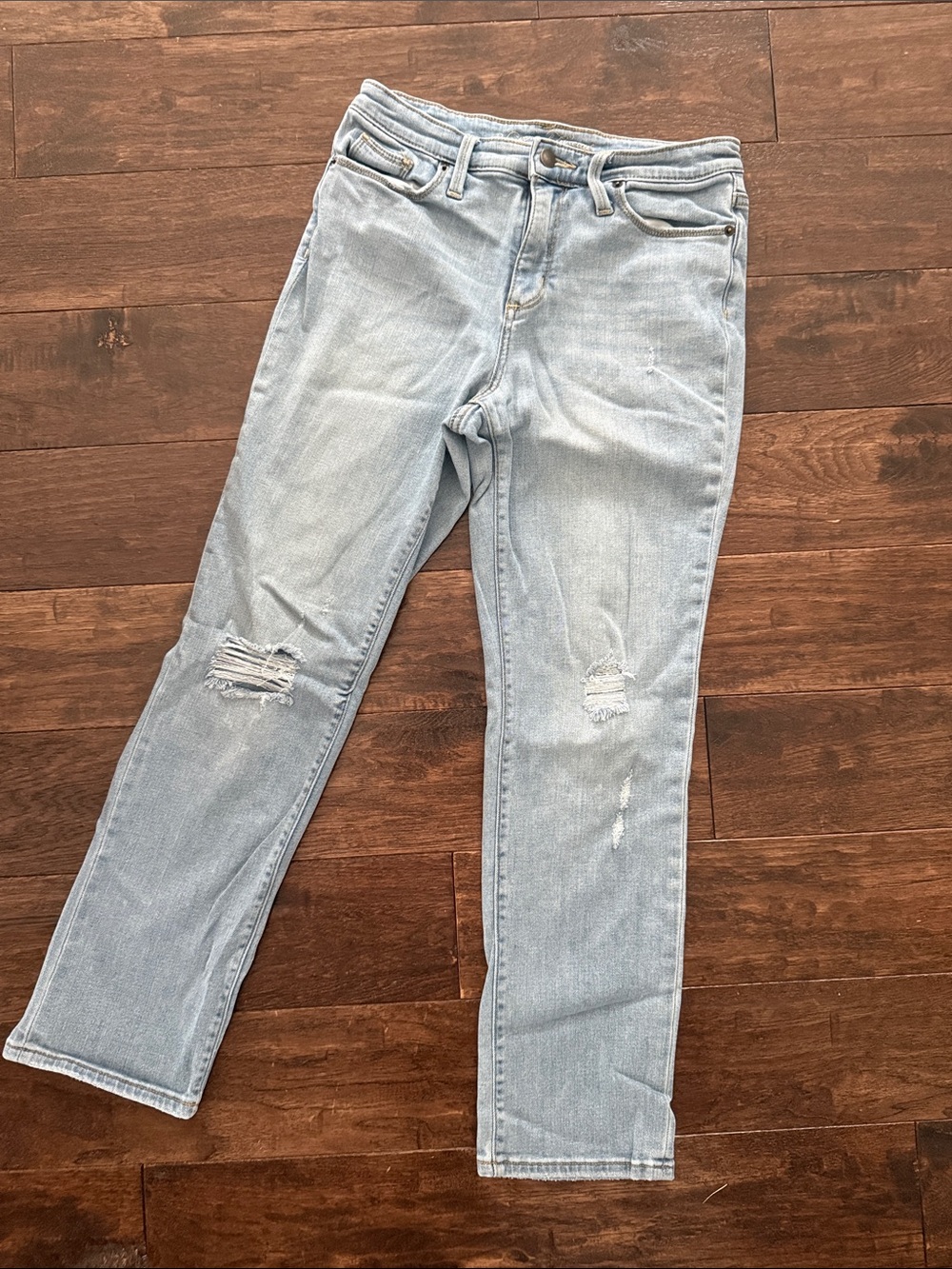 Universal Thread Light Blue Ripped Straight Leg Jeans